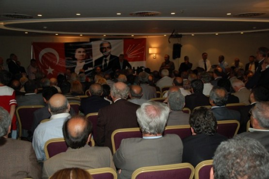 CHP'de Ali Özcan İstanbul İl başkanlığına adaylığı 33