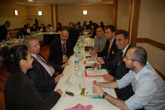 CHP Parti Okulunda, Perihan Sarı, Gaye Usluer Fırt 11