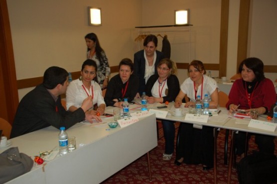 CHP Parti Okulunda, Perihan Sarı, Gaye Usluer Fırt 13