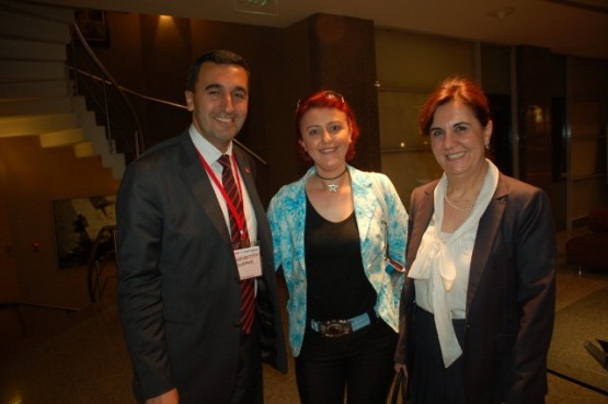 CHP Parti Okulunda, Perihan Sarı, Gaye Usluer Fırt 3