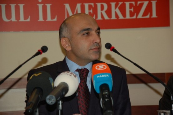 CHP Bülent Kerimoğlu adaylığını açıkladı 1