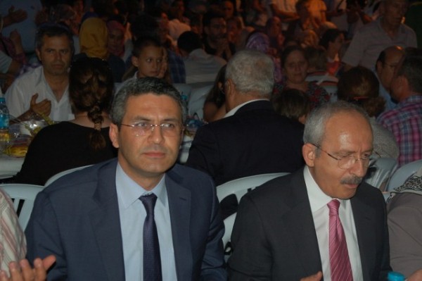 Kılıçdaroğlu, vatandaşlarla oruç açtı 30