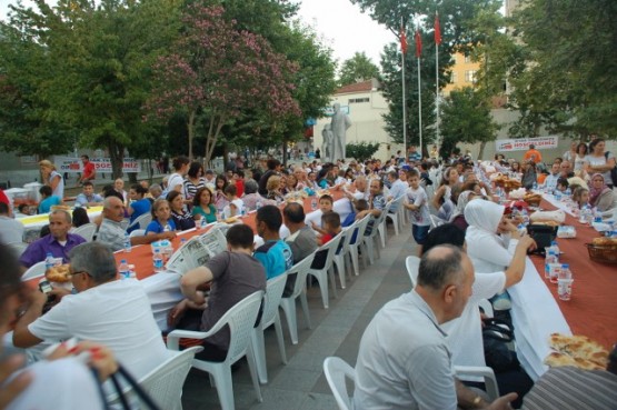 CHP İFTAR YEMEĞİ VERDİ 23