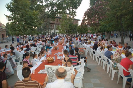 CHP İFTAR YEMEĞİ VERDİ 47