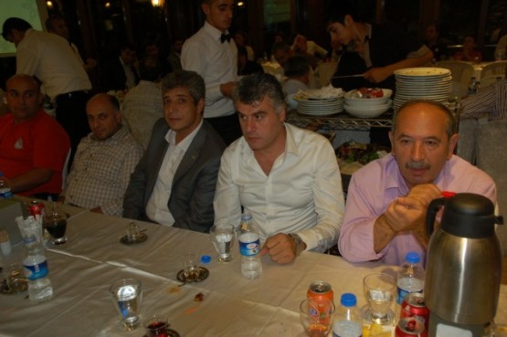 CHP İFTAR YEMEĞİ VERDİ 5