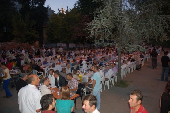 CHP İFTAR YEMEĞİ VERDİ 94