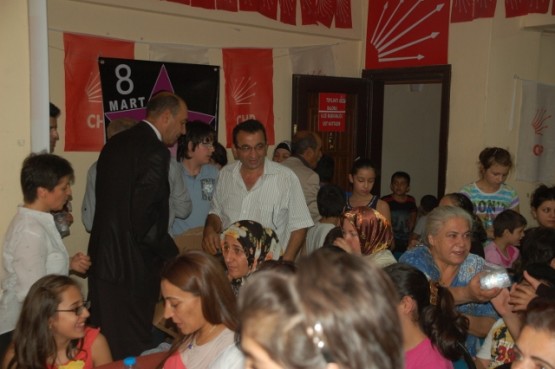 CHP kADIN Kollarından, Öğrencilere DesteK 19