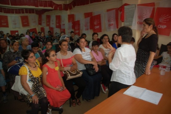 CHP kADIN Kollarından, Öğrencilere DesteK 27