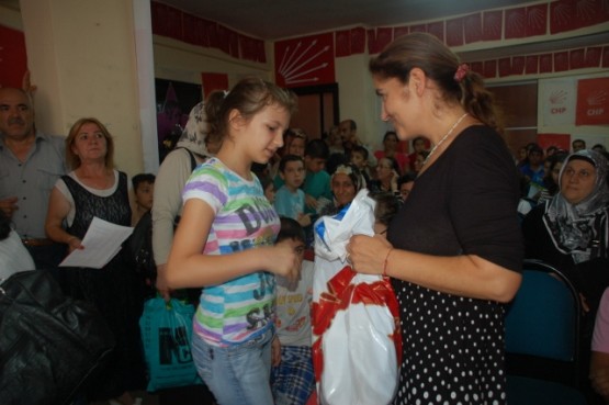 CHP kADIN Kollarından, Öğrencilere DesteK 38