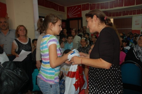 CHP kADIN Kollarından, Öğrencilere DesteK 39