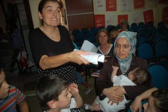 CHP kADIN Kollarından, Öğrencilere DesteK 48