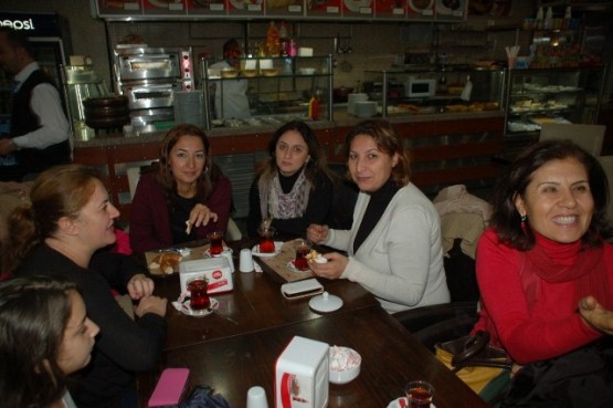 CHP Kâğıthane Kadın Kolları Aşure Dağıttı 7