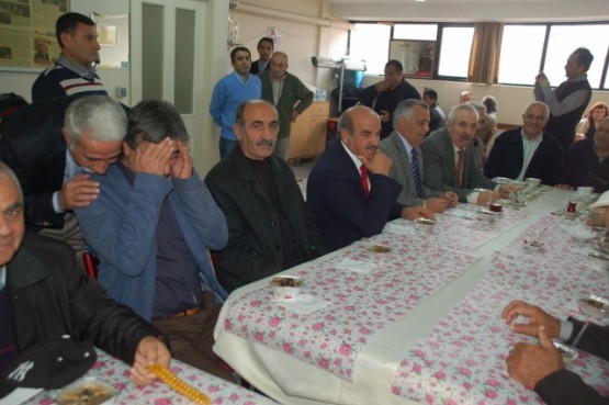 Başköy’lüler Lokma ve Aşure Dağıttı 10