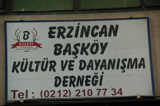 Başköy’lüler Lokma ve Aşure Dağıttı 3