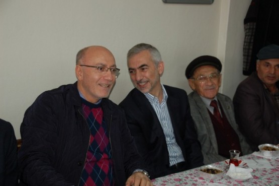 Başköy’lüler Lokma ve Aşure Dağıttı 9