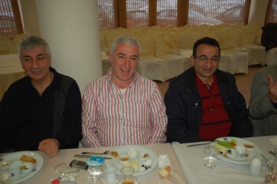 CHP Kâğıthane’den” Birlik beraberlik kahvaltısı” 12