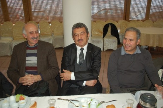 CHP Kâğıthane’den” Birlik beraberlik kahvaltısı” 14