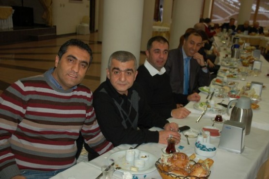 CHP Kâğıthane’den” Birlik beraberlik kahvaltısı” 4