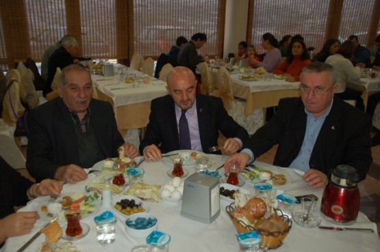 ADD Kâğıthane sabah kahvaltısında buluştu 17