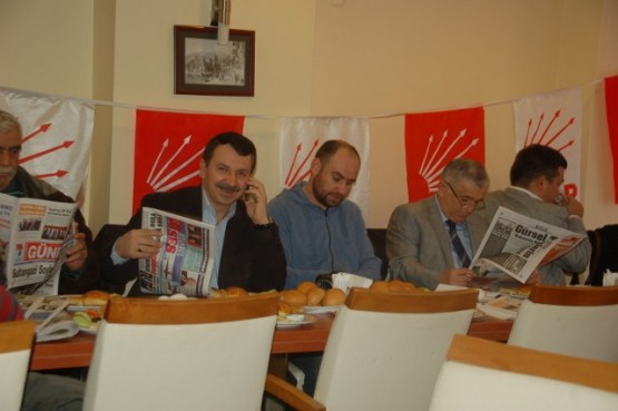 CHP Gaziosmanpaşa’dan. Basına kahvaltı 4