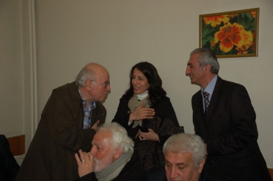 Şinasi Yalçın, Hüsnü Yalçın’ın anne acısı 17