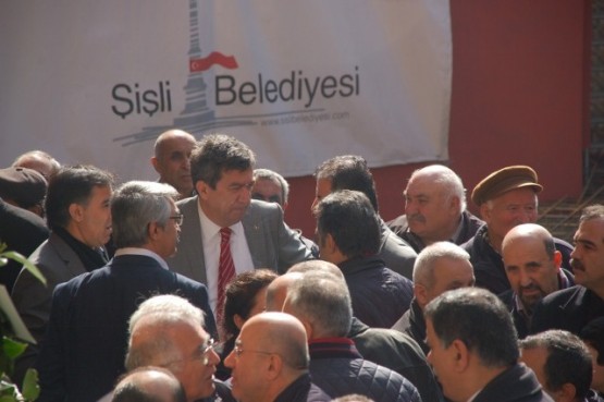 Şinasi Yalçın, Hüsnü Yalçın’ın anne acısı 7