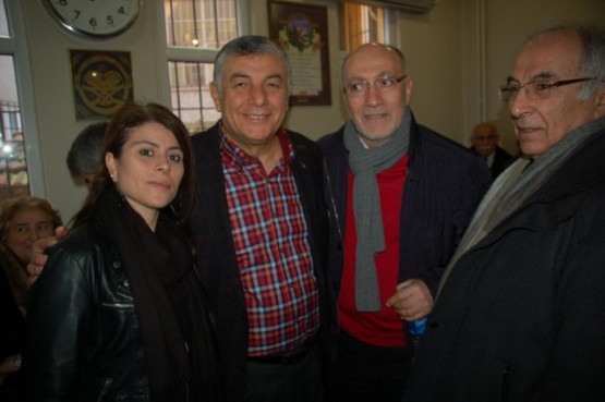 Şinasi Yalçın, Hüsnü Yalçın’ın anne acısı 9