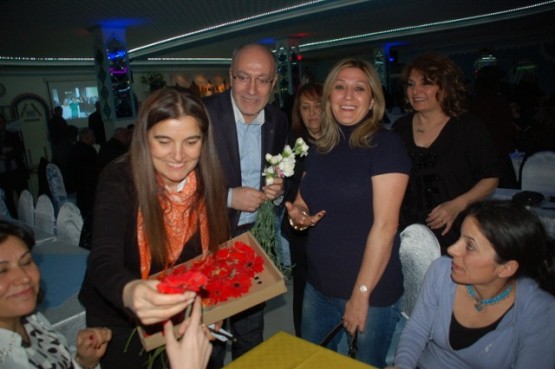 Alkışlar, Av. Zeynel Öztürk’e 15