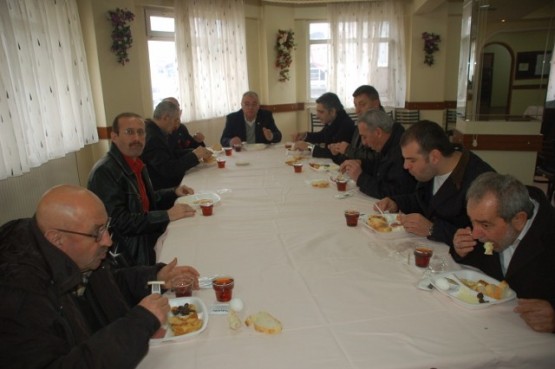 Karadenizliler Derneği, önce kahvaltı, sonra... 14