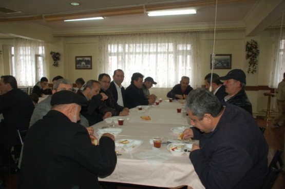 Karadenizliler Derneği, önce kahvaltı, sonra... 28