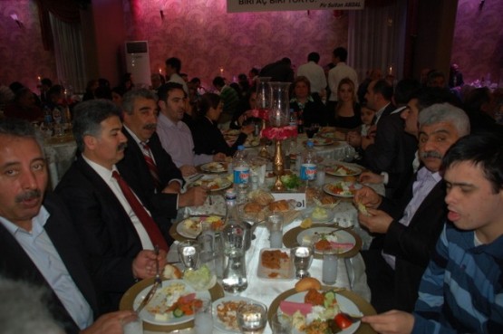 Dersimlilerden muhteşem dayanışma gecesi 19