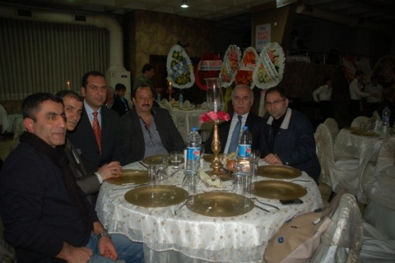 Dersimlilerden muhteşem dayanışma gecesi 3