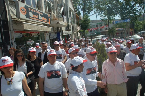 CHP’li Gençler sessiz yürüdü 11