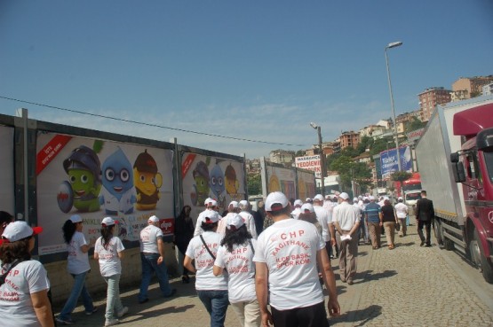 CHP’li Gençler sessiz yürüdü 27