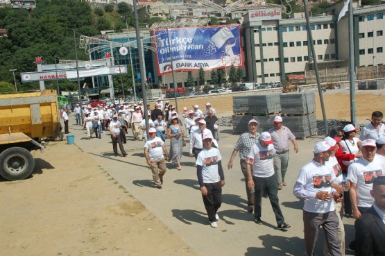 CHP’li Gençler sessiz yürüdü 39