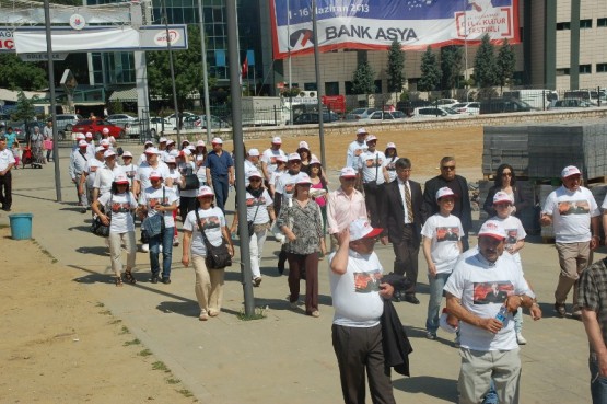 CHP’li Gençler sessiz yürüdü 44