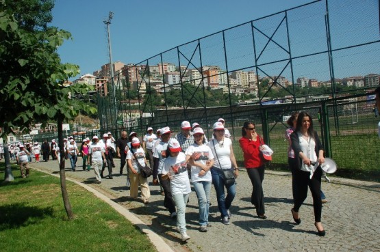 CHP’li Gençler sessiz yürüdü 54