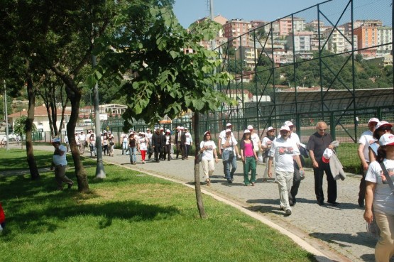 CHP’li Gençler sessiz yürüdü 55