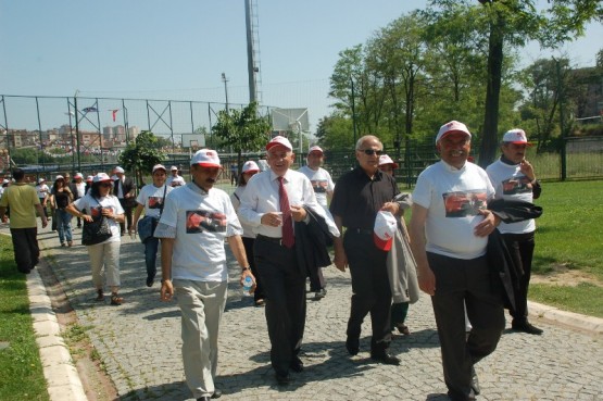 CHP’li Gençler sessiz yürüdü 56