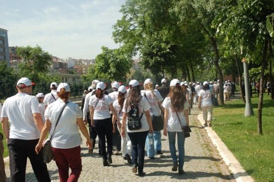 CHP’li Gençler sessiz yürüdü 66