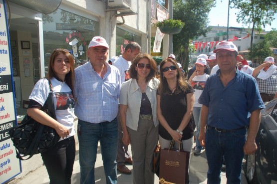 CHP’li Gençler sessiz yürüdü 7