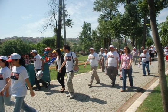 CHP’li Gençler sessiz yürüdü 84