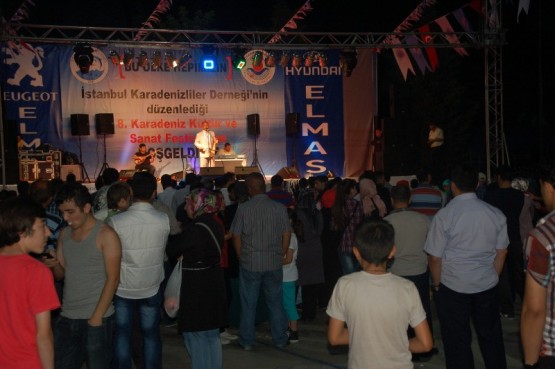 Karadenizliler Kağıthane'yi Coşturdu 73