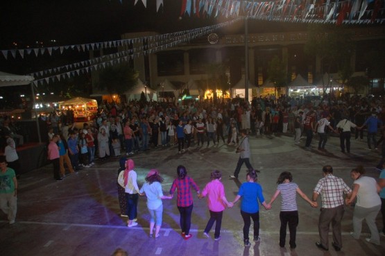 Karadenizliler Kağıthane'yi Coşturdu 97