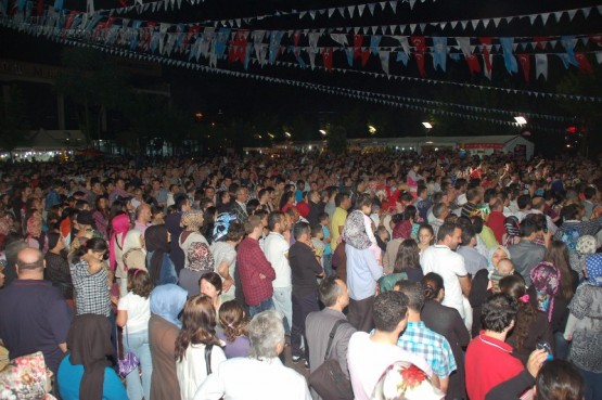 Kâğıthane’de, yağmur Karadenizlileri etkilemedi. 54