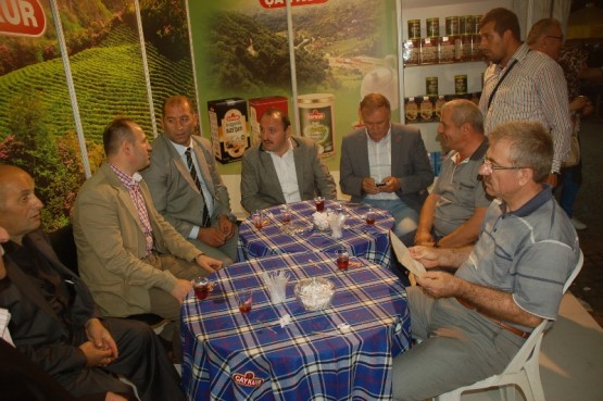 Kâğıthane’de, yağmur Karadenizlileri etkilemedi. 86