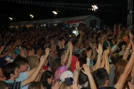 Karadenizlilerden Muhteşem Final 86