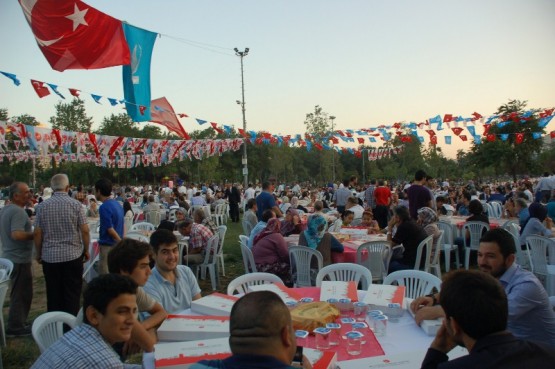 MHP Hasbahçeye Sığmadı. 10