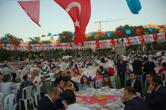 MHP Hasbahçeye Sığmadı. 14