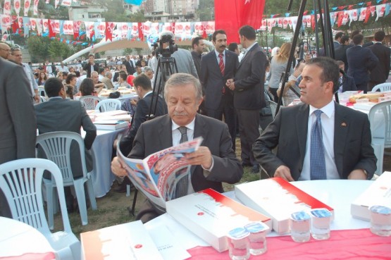 MHP Hasbahçeye Sığmadı. 3